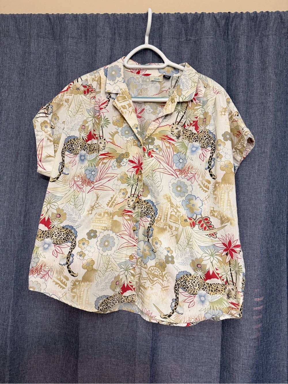 Women’s Vintage “Tapestry” short-Sleeve Floral & Leopard Print Shirt L